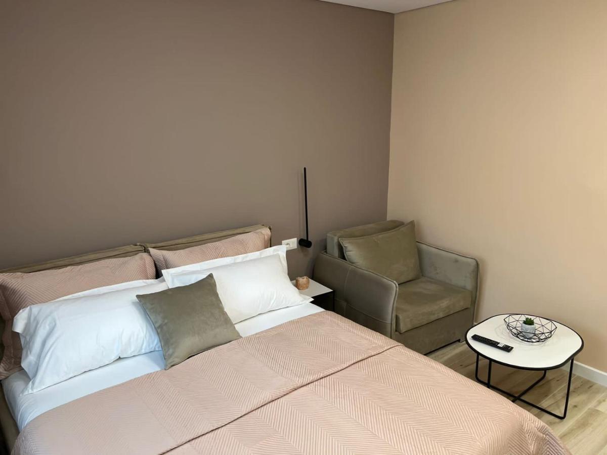 Smart Home , Lovely Apartment In Tirana Buitenkant foto