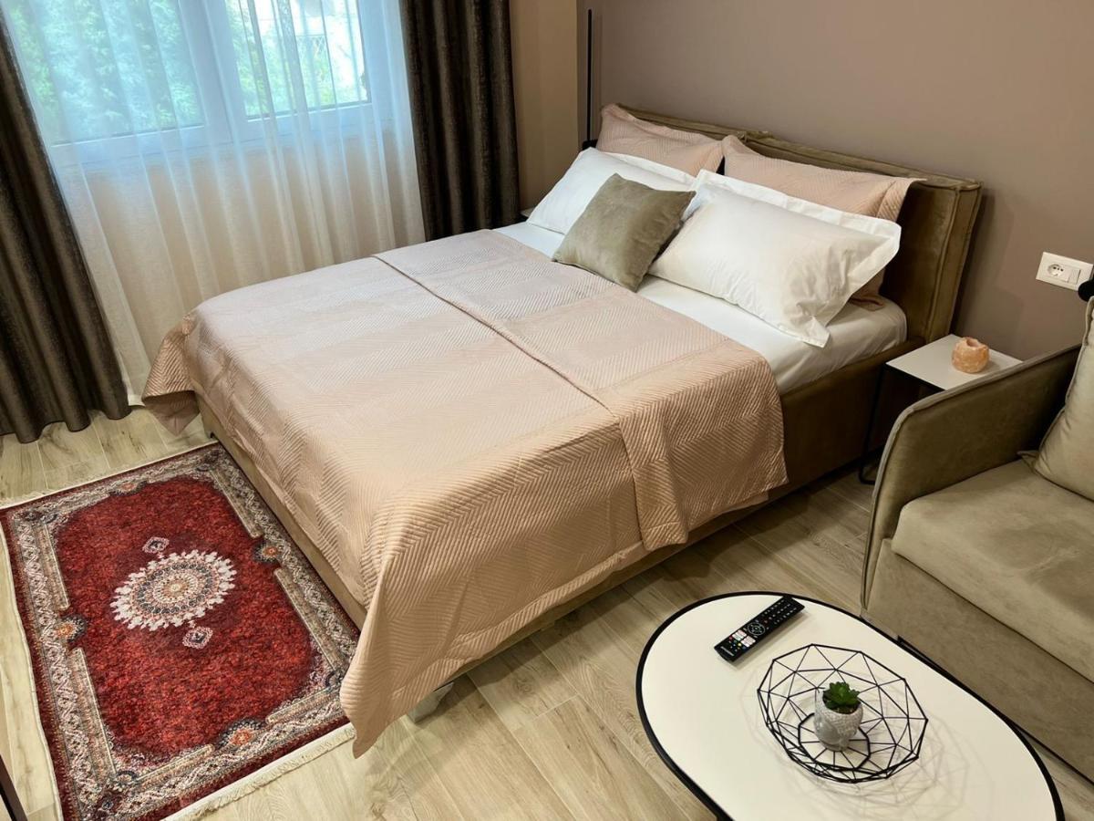 Smart Home , Lovely Apartment In Tirana Buitenkant foto